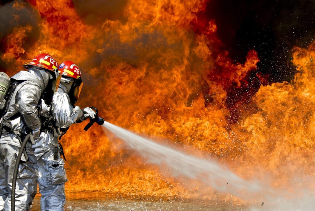 firefighters, fire, firefighting, flames, nature, water, hose, extinguishing-115800.jpg